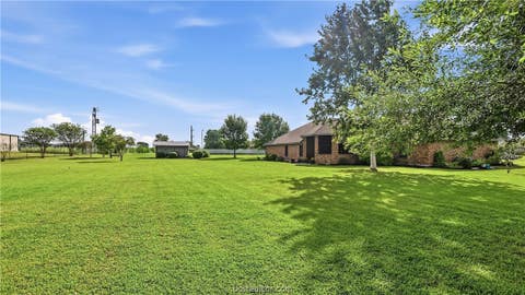 Tiny photo for 135 Apache Drive, Franklin, TX 77856 (MLS # 26009726)