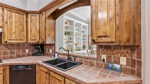 Tiny photo for 135 Apache Drive, Franklin, TX 77856 (MLS # 26009726)
