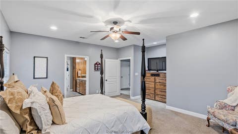 Tiny photo for 135 Apache Drive, Franklin, TX 77856 (MLS # 26009726)