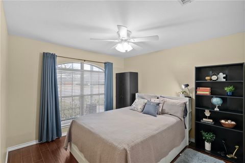 Tiny photo for 4012 Park Hurst Dr, Bryan, TX 77802 (MLS # 26001461)