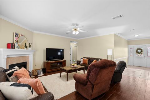 Tiny photo for 4012 Park Hurst Dr, Bryan, TX 77802 (MLS # 26001461)