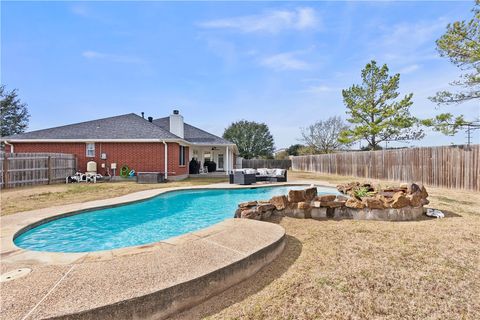 Tiny photo for 4012 Park Hurst Dr, Bryan, TX 77802 (MLS # 26001461)