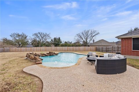 Tiny photo for 4012 Park Hurst Dr, Bryan, TX 77802 (MLS # 26001461)
