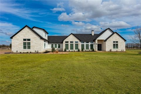 13504 Hudson Farms Rd Franklin TX 77859