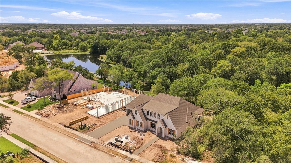 4617 Sawgrass Drive