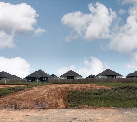 Tiny photo for 137 Cotton Cove, Snook, TX 77878 (MLS # 25010606)