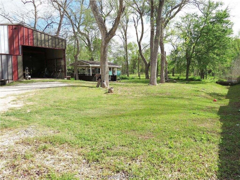 Photo of 255 Siedel Rd Rd, Brookshire, TX 77423 (MLS # 26003634)