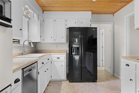 Tiny photo for 3803 Old Oaks Drive, Bryan, TX 77802 (MLS # 26004811)