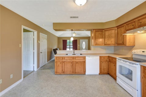 Tiny photo for 105 Ash Street, Madisonville, TX 77864 (MLS # 26012434)