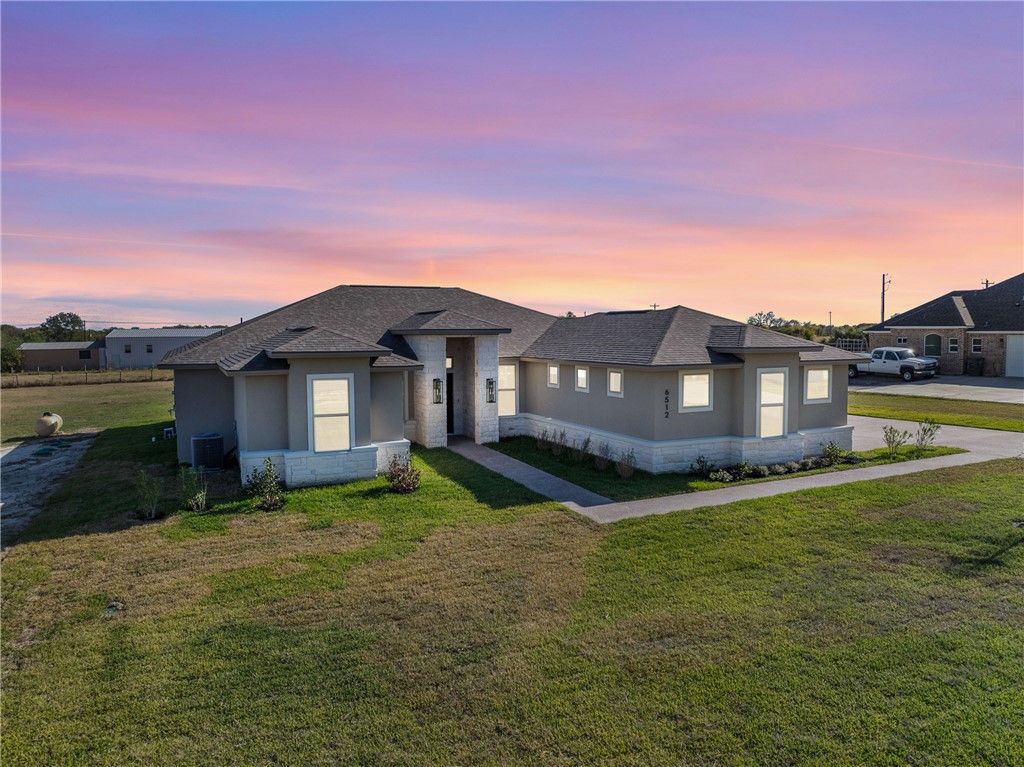 Photo of 6512 Agave Court, Bryan, TX 77808 (MLS # 25011858)