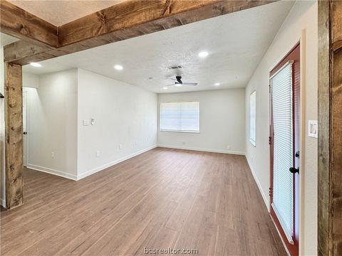 Tiny photo for 603 W Evans Street, Hearne, TX 77859 (MLS # 26002769)