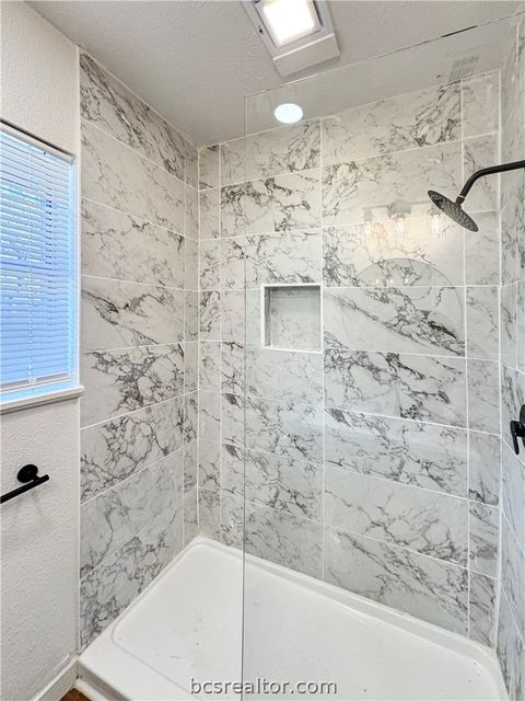 Tiny photo for 603 W Evans Street, Hearne, TX 77859 (MLS # 26002769)