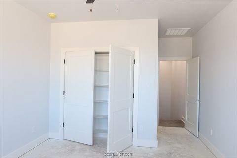 Tiny photo for 2002 Reagan Court, Bryan, TX 77802 (MLS # 26000705)