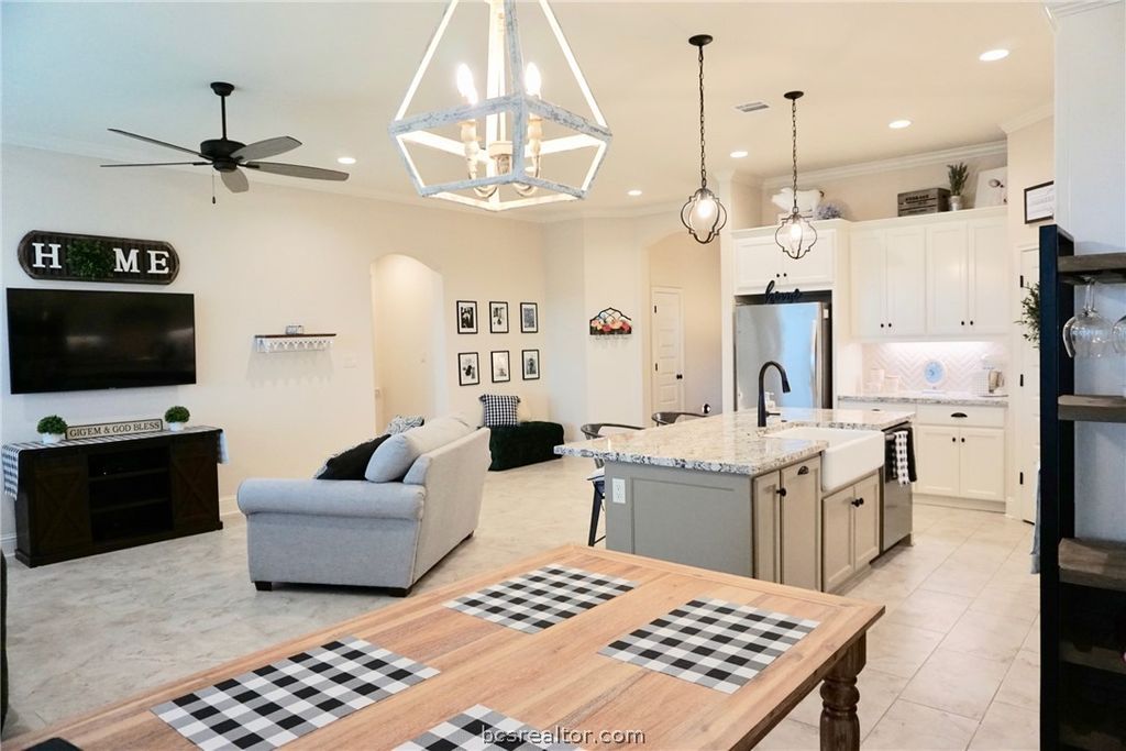 Photo of 4202 Angel Landing Court, Bryan, TX 77802 (MLS # 26004892)