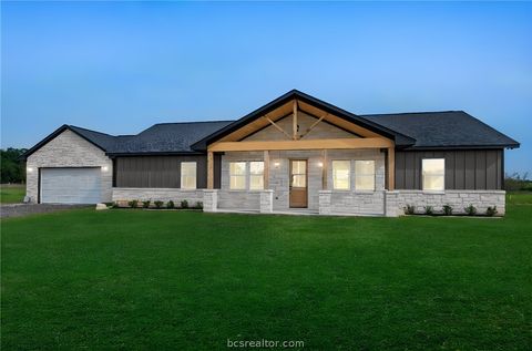 Photo of 4378 Collton Lane, Franklin, TX 77856 (MLS # 26005118)