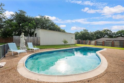 Tiny photo for 3705 Carter Creek Parkway, Bryan, TX 77802 (MLS # 26006068)