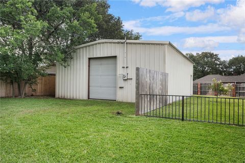 Tiny photo for 3705 Carter Creek Parkway, Bryan, TX 77802 (MLS # 26006068)