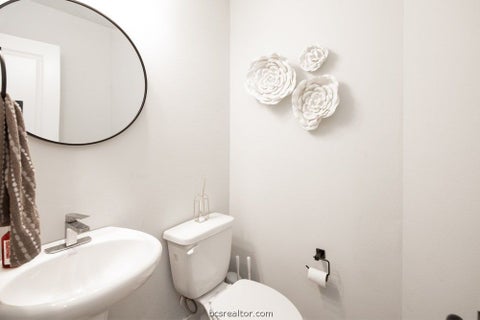 Tiny photo for 101 Sterling Street, College Station, TX 77840 (MLS # 26011572)