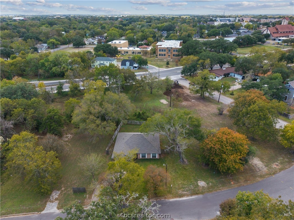 Photo of 1003 E 24th Street, Bryan, TX 77803 (MLS # 26012706)