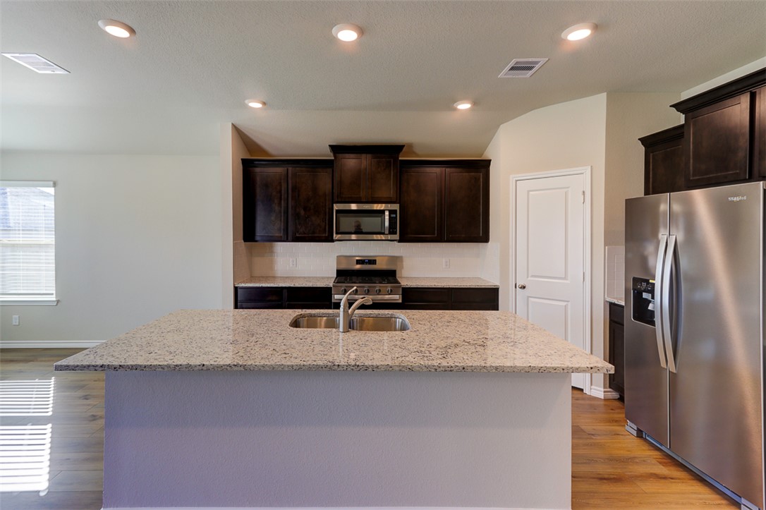 College Station, Texas 77845, United States, 4 Bedrooms Bedrooms, ,3 BathroomsBathrooms,Residential,Active,107718