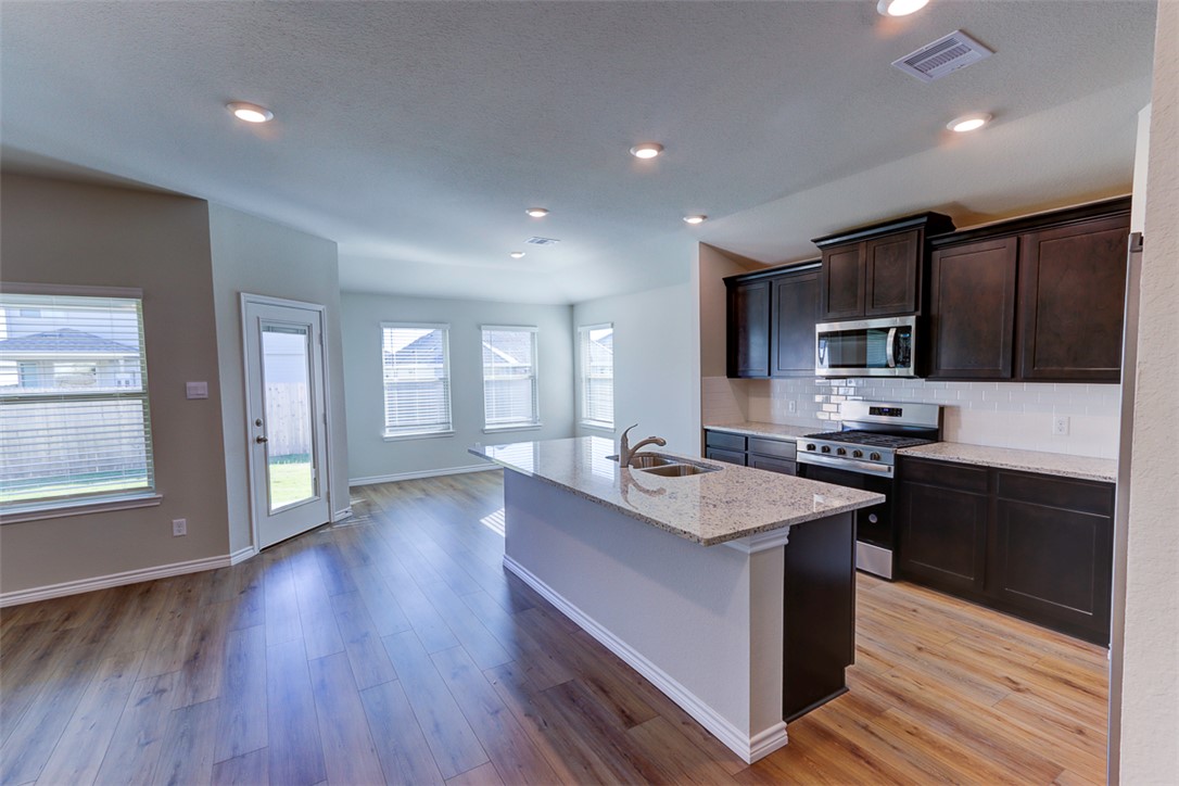 College Station, Texas 77845, United States, 4 Bedrooms Bedrooms, ,3 BathroomsBathrooms,Residential,Active,107718