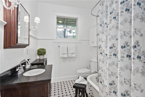 Tiny photo for 705 S Bryan Avenue, Bryan, TX 77803 (MLS # 26002560)