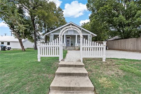 Tiny photo for 705 S Bryan Avenue, Bryan, TX 77803 (MLS # 26002560)
