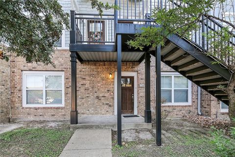 Photo of 1725 Harvey Mitchell Parkway S #1731, College Station, TX 77840 (MLS # 26003985)