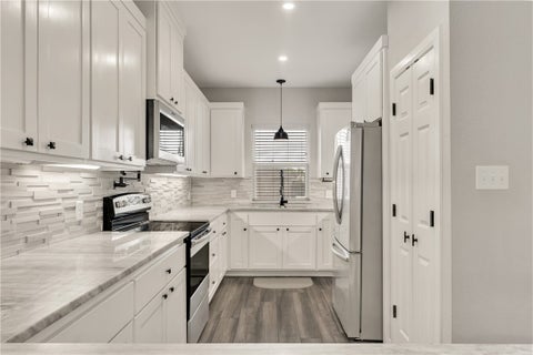Tiny photo for 3098 Peterson Way, Bryan, TX 77802 (MLS # 26007162)