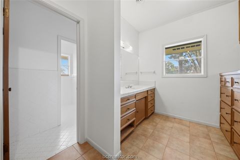 Tiny photo for 1500 Key Street, Brenham, TX 77833 (MLS # 26003827)