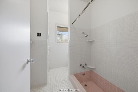 Tiny photo for 1500 Key Street, Brenham, TX 77833 (MLS # 26003827)