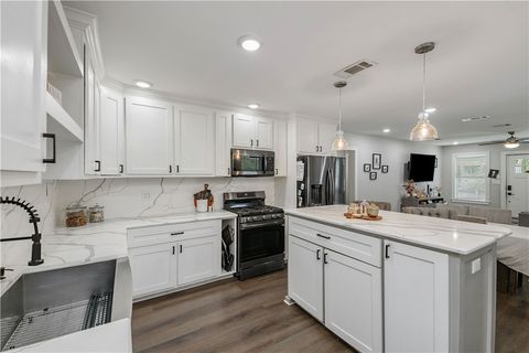 Tiny photo for 504 Eden Lane, Bryan, TX 77803 (MLS # 25012301)