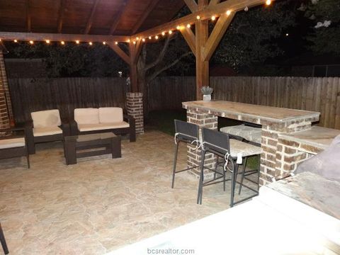 Tiny photo for 912 Emerald Dove Avenue, College Station, TX 77845 (MLS # 26003768)