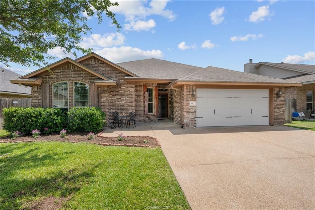 Photo of 912 Emerald Dove Avenue, College Station, TX 77845 (MLS # 26003768)