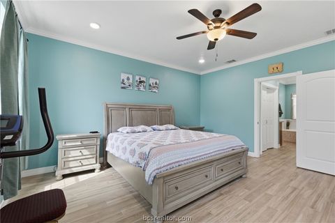 Tiny photo for 3860 Grapevine Drive, Bryan, TX 77807 (MLS # 26005545)