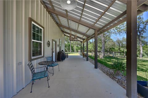 Tiny photo for 8595 Jared Road, Bellville, TX 77418 (MLS # 26009814)
