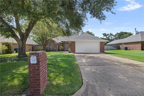 Tiny photo for 602 Yorkshire Drive, College Station, TX 77845 (MLS # 26009968)