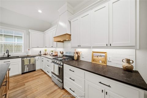 Tiny photo for 3520 Fairhope Way, Bryan, TX 77808 (MLS # 26004873)