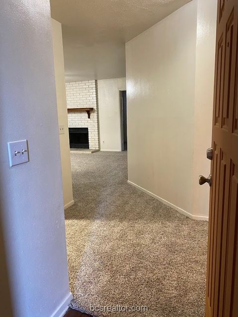 Photo of 1305 W Villa Maria Road #F201, Bryan, TX 77801 (MLS # 26001234)