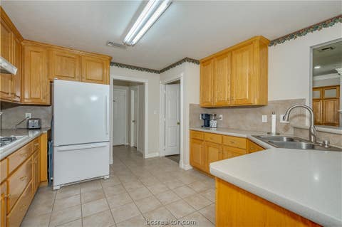 Tiny photo for 4607 Park Hollow Circle, Bryan, TX 77802 (MLS # 26006999)