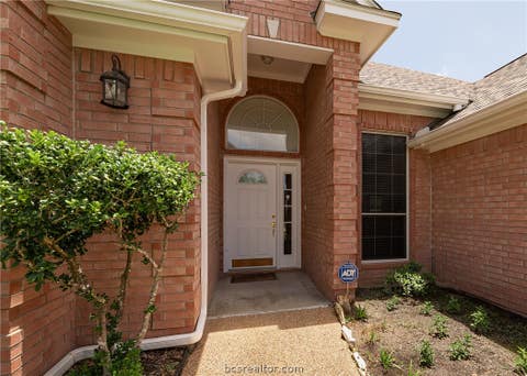 Tiny photo for 4607 Park Hollow Circle, Bryan, TX 77802 (MLS # 26006999)