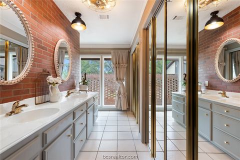 Tiny photo for 2512 Towering Oaks Drive, Bryan, TX 77802 (MLS # 26004039)