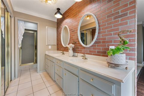 Tiny photo for 2512 Towering Oaks Drive, Bryan, TX 77802 (MLS # 26004039)