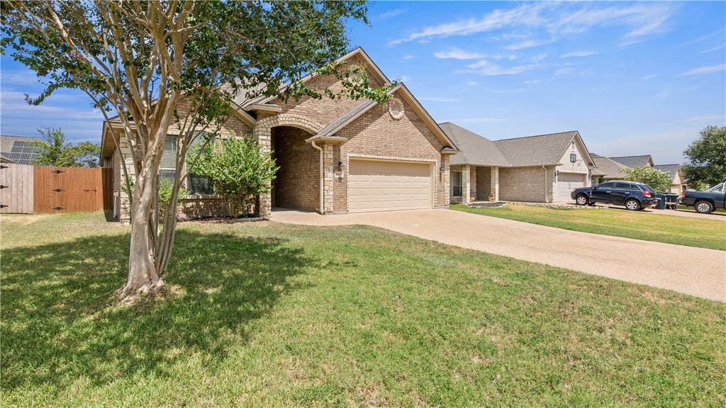 Photo of 8413 Alison Avenue, College Station, TX 77845 (MLS # 26009999)