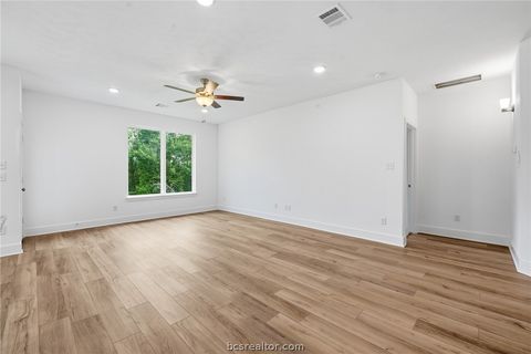 Tiny photo for 4807 Underbrush Crossing, Bryan, TX 77845 (MLS # 26007524)