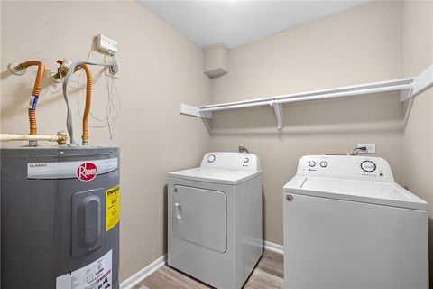 Tiny photo for 910 Navidad Street, Bryan, TX 77801 (MLS # 26009070)