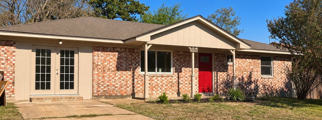 Photo of 3003 Kim Street, Bryan, TX 77803 (MLS # 26012135)