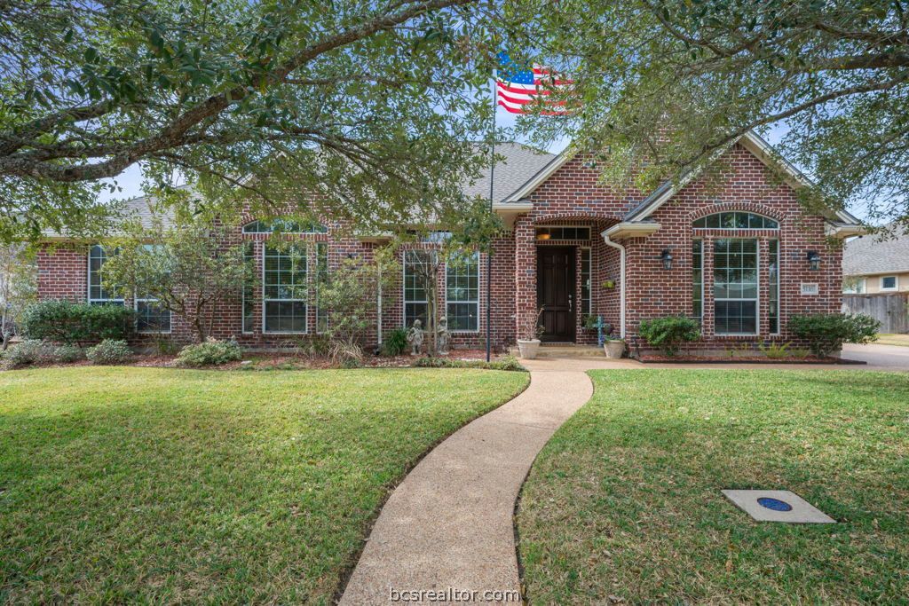 Photo of 5116 Congressional Drive, College Station, TX 77845 (MLS # 26002123)