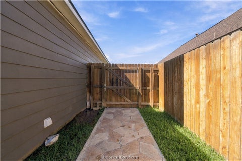 Tiny photo for 2015 Polmont Drive, Bryan, TX 77807 (MLS # 26012784)