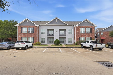 Photo of 801 Luther Street W #405, College Station, TX 77840 (MLS # 26010172)